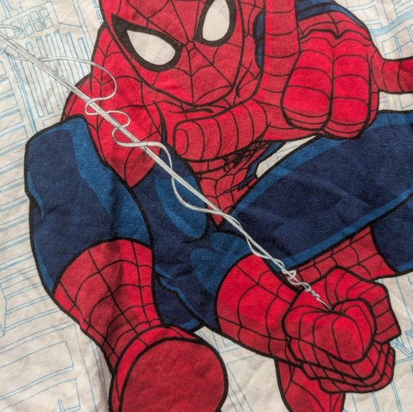 🟥3/15$ T-shirt 4Y Spiderman - Picture 2 of 2